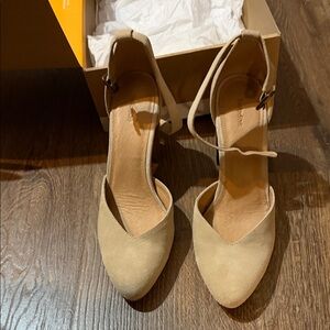 Soludos Beige Women's Heels